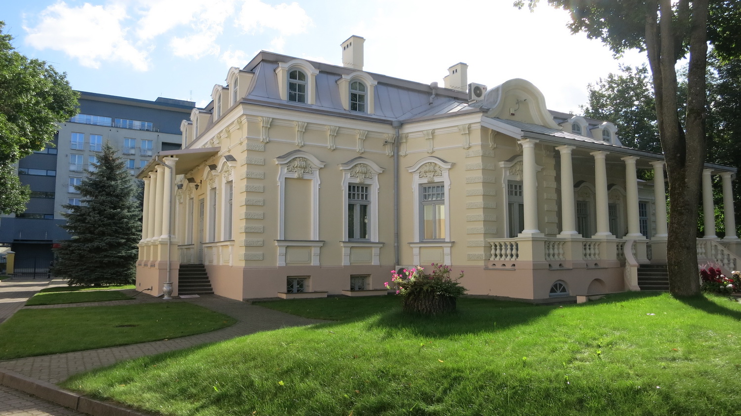 Fasadao Apdailos Darbai - Baltarusijos Respublikos Ambasada